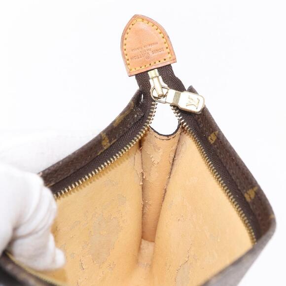 LOUIS VUITTON Monogram Bucket GM Accessory Pouch LV Auth 151126